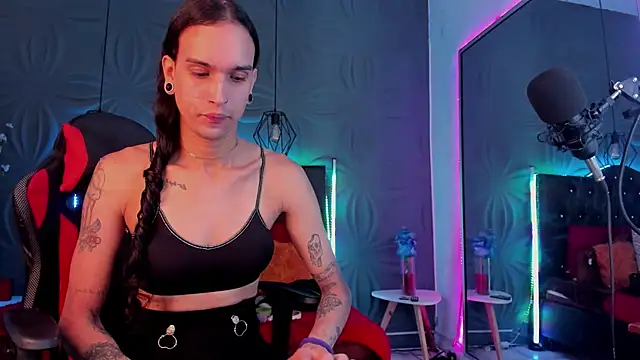 joaisaza online show from January 14, 2025, 6:24 am