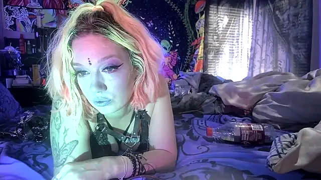 Snapshot of TEXASMARYYYJANE chatting on October 27, 2025, 4:44 pm TEXASMARYYYJANE online show from October 27, 2025, 4:44 pm