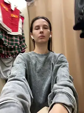 LAUREL HAZEL online show from February 25, 2025, 4:10 pm