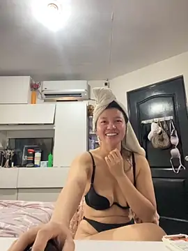 asianmystery203 online show from September 25, 2025, 1:53 am