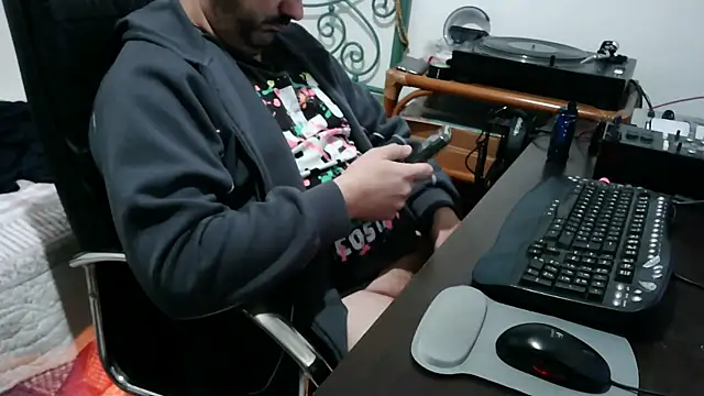 Italian dark desire online show from November 27, 2025, 10:01 pm