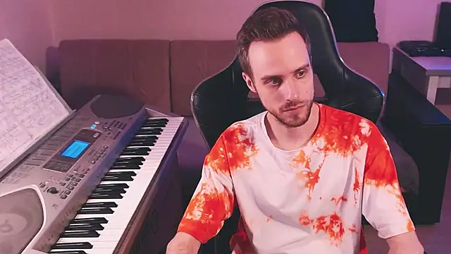 Sweetparker online show from September 8, 2025, 4:50 pm