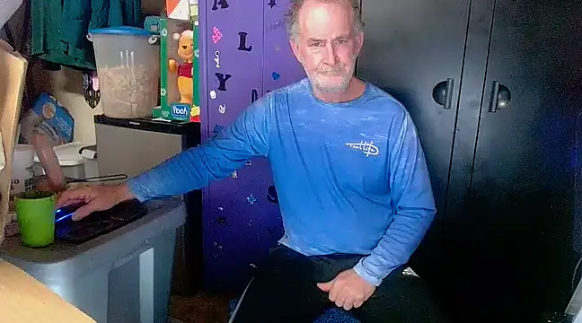 Snapshot of Sweet_Sexy1963 chatting on December 11, 2024, 5:15 pm Sweet Sexy1963 online show from December 11, 2024, 5:15 pm