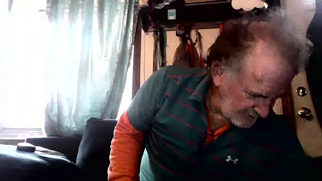 Snapshot of Sweet_Sexy1963 chatting on November 17, 2025, 6:14 pm Sweet Sexy1963 online show from November 17, 2025, 6:14 pm