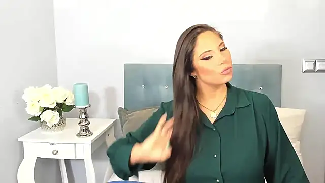 Snapshot of Kaydenxx chatting on January 9, 2025, 3:23 pm Kaydenxx online show from January 9, 2025, 3:23 pm