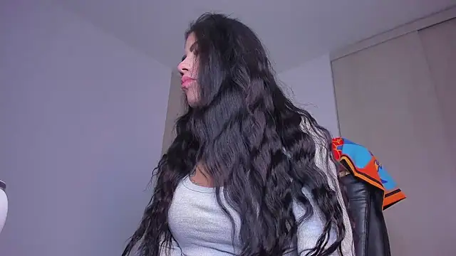 Lisegg  online show from October 28, 2025, 10:08 am