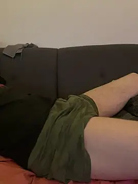 Snapshot of LionBoy1976 chatting on March 9, 2025, 6:06 am LionBoy1976 online show from March 9, 2025, 6:06 am