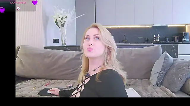 Sinful Eyes online show from February 5, 2025, 11:23 am