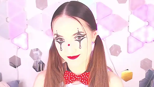 Snapshot of LexiKiss chatting on September 19, 2025, 8:27 am LexiKiss online show from September 19, 2025, 8:27 am