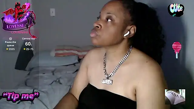 Snapshot of Sexymona1218 chatting on November 13, 2025, 6:29 pm Sexymona1218 online show from November 13, 2025, 6:29 pm