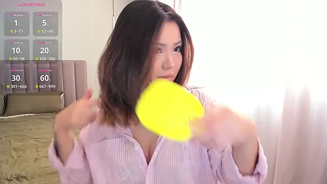 SaliUong online show from October 27, 2025, 7:45 am