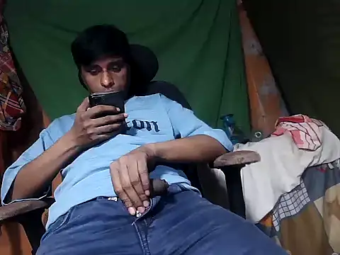 desiboy1101 online show from November 14, 2025, 1:54 pm