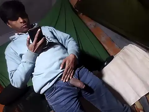 desiboy1101 online show from January 14, 2026, 2:33 pm