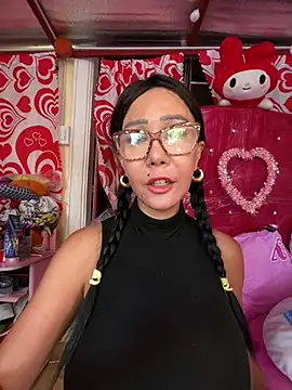 sweetieme online show from April 16, 2026, 1:39 am