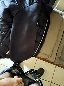 Snapshot of Corref chatting on February 16, 2026, 12:01 pm Corref online show from February 16, 2026, 12:01 pm