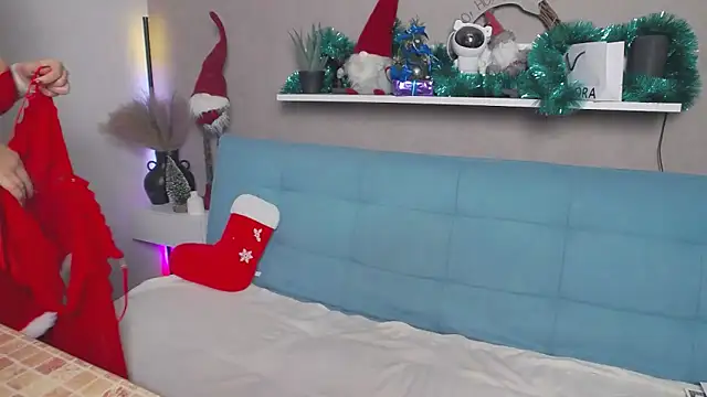 DakotaMae online show from December 25, 2024, 4:00 pm