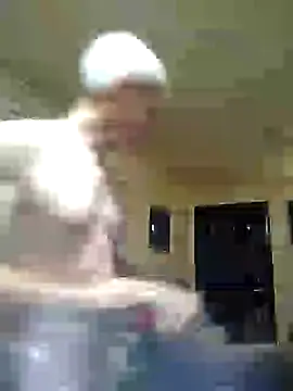 Biknight online show from February 2, 2025, 9:02 pm