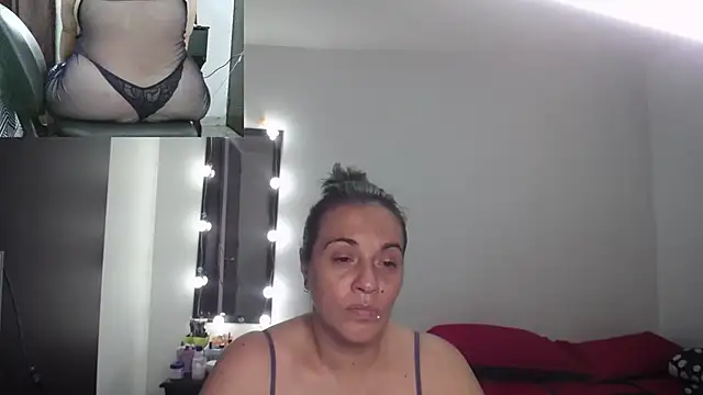 Snapshot of zoe_hotxxx chatting on September 11, 2025, 12:00 am zoe hotxxx online show from September 11, 2025, 12:00 am