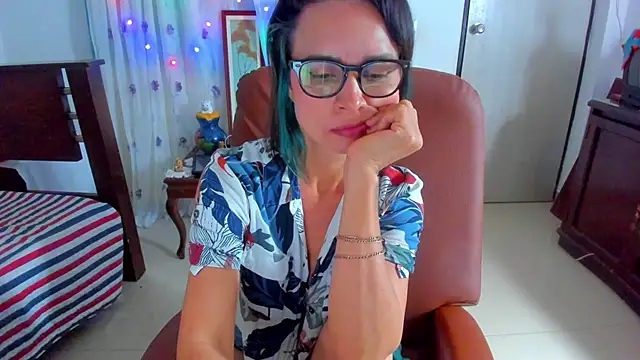 Snapshot of BrianaGarner chatting on February 19, 2026, 5:20 pm BrianaGarner online show from February 19, 2026, 5:20 pm