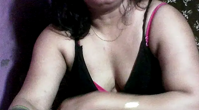 Snapshot of koyel90 chatting on February 25, 2025, 6:42 pm koyel90 online show from February 25, 2025, 6:42 pm