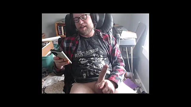 dragonhammer42 online show from November 6, 2025, 7:26 pm