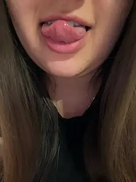 Snapshot of Jane_BBW chatting on March 17, 2026, 3:22 am Jane BBW online show from March 17, 2026, 3:22 am