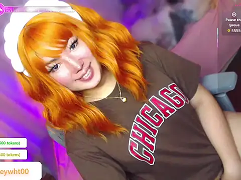 HOTnWILDalice online show from June 17, 2026, 2:47 am