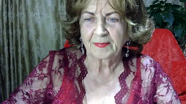 Snapshot of Emma52610 chatting on April 16, 2026, 4:41 pm Emma52610 online show from April 16, 2026, 4:41 pm