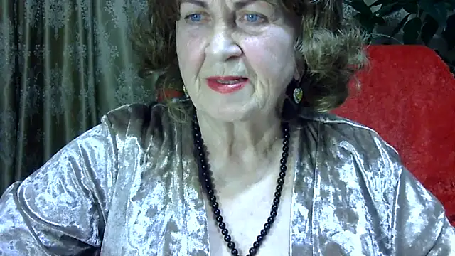 Snapshot of Emma52610 chatting on April 23, 2026, 5:04 pm Emma52610 online show from April 23, 2026, 5:04 pm