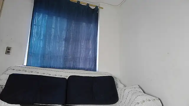 luna sexxy online show from February 12, 2026, 7:53 pm