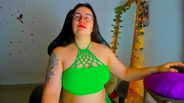 Susan Foxx online show from November 13, 2025, 7:02 pm