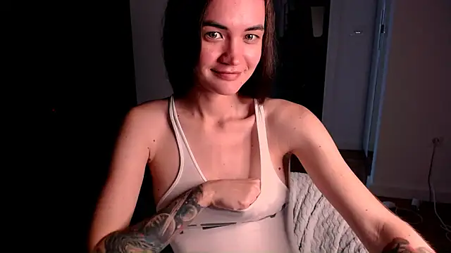 EvelynGG online show from September 16, 2025, 5:08 am