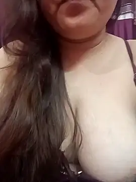 naughtymadam online show from February 5, 2025, 6:02 am