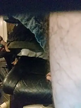 ROBERT0516 online show from February 10, 2026, 3:10 am