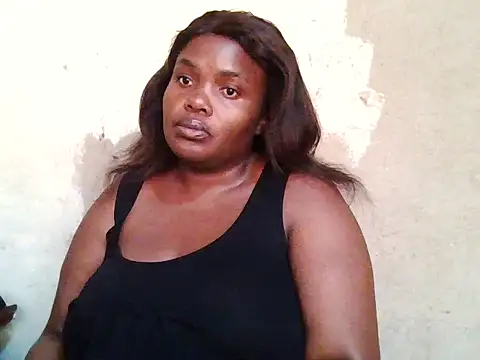 Snapshot of sexybigboobz chatting on May 18, 2026, 7:03 am sexybigboobz online show from May 18, 2026, 7:03 am