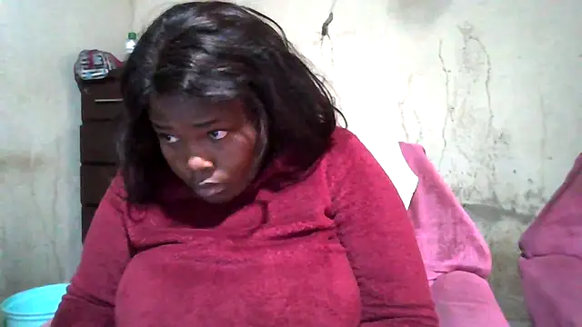 sexybigboobz online show from July 11, 2026, 4:48 am