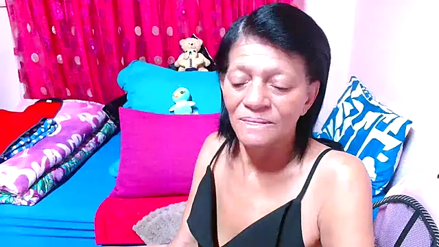 SLUTTYROXY online show from November 15, 2025, 5:20 pm