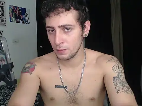 stevensanchez99 online show from May 26, 2026, 5:42 pm