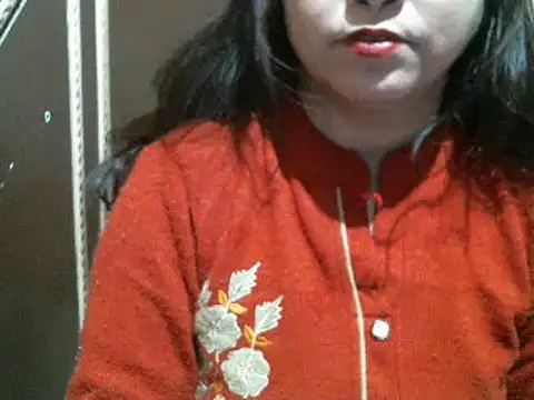 Snapshot of UrsMansi chatting on December 15, 2024, 7:46 am UrsMansi online show from December 15, 2024, 7:46 am