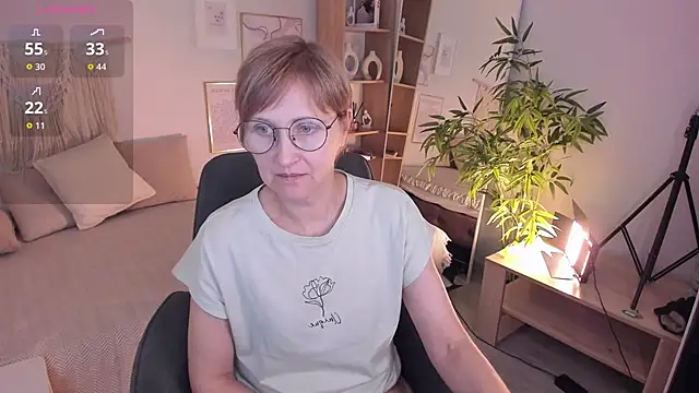 Paris Cherry online show from January 17, 2026, 12:32 pm