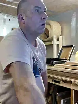 Snapshot of IronedTitan chatting on December 12, 2024, 6:25 am IronedTitan online show from December 12, 2024, 6:25 am