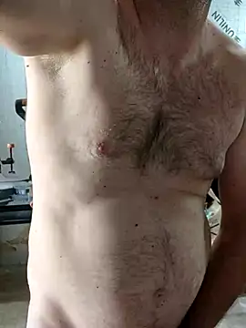 Snapshot of IronedTitan chatting on September 12, 2025, 12:44 am IronedTitan online show from September 12, 2025, 12:44 am