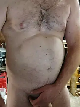 Snapshot of IronedTitan chatting on November 4, 2025, 1:59 am IronedTitan online show from November 4, 2025, 1:59 am