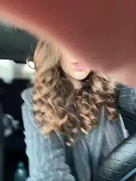 MariiD online show from October 19, 2025, 6:03 am