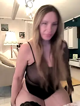 missjenn x online show from February 3, 2026, 4:54 am