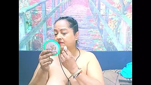 matureindian online show from January 14, 2026, 12:33 pm