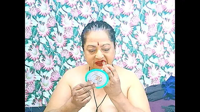 Snapshot of matureindian chatting on June 15, 2026, 7:43 am matureindian online show from June 15, 2026, 7:43 am