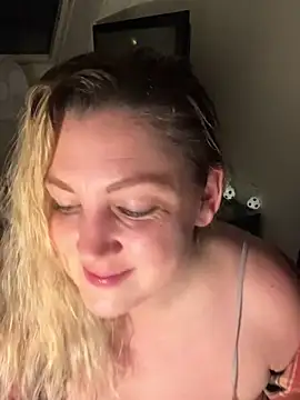 Snapshot of Anna_Alexa chatting on December 9, 2024, 9:58 pm Anna Alexa online show from December 9, 2024, 9:58 pm