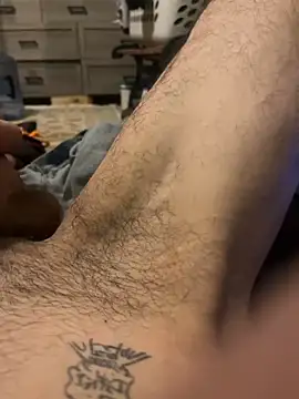 Snapshot of mikeylong chatting on October 11, 2025, 11:25 pm mikeylong online show from October 11, 2025, 11:25 pm