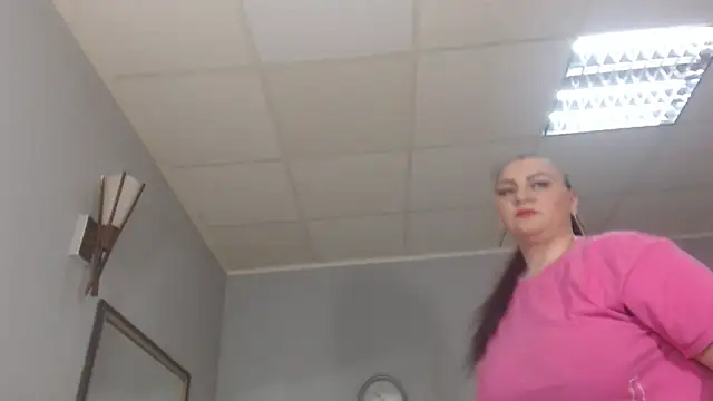 Snapshot of ClaraJoyFG chatting on March 16, 2025, 8:43 pm ClaraJoyFG online show from March 16, 2025, 8:43 pm